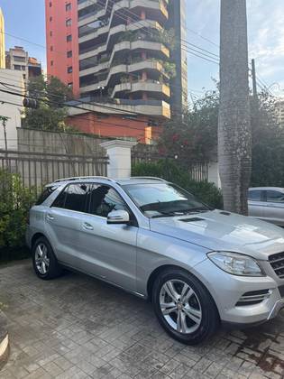 MERCEDES-BENZ ML 350 3.0 BLUETEC V6 DIESEL 4P AUTOMÁTICO MERCEDES-BENZ ML 350 3.0 BLUETEC V6 DIESEL 4P AUTOMÁTICO